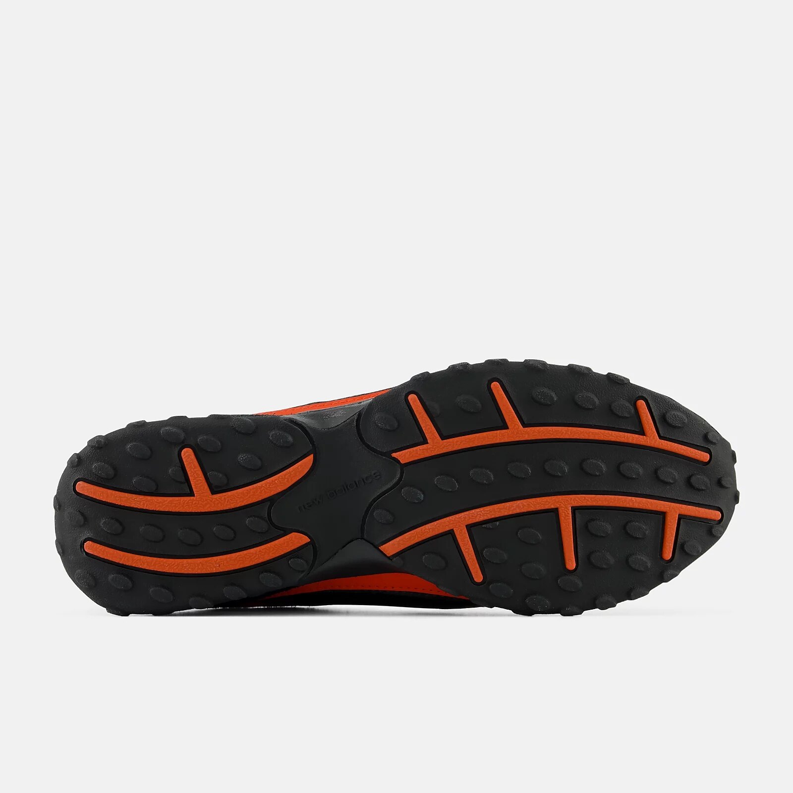 跑鞋新品精选｜A-COLD-WALL* 呈现后工业时代风 Salomon ACS Pro ，New Balance 发布前卫新作 204V-有一UIIYII