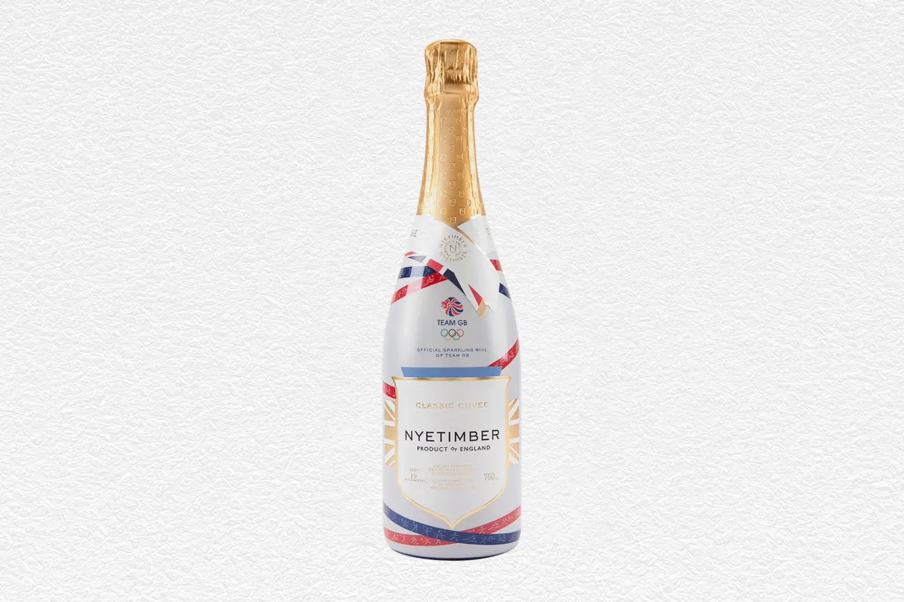 Nyetimber 为英国队打造限量版 Classic Cuvee 多年份葡萄酒-有一UIIYII