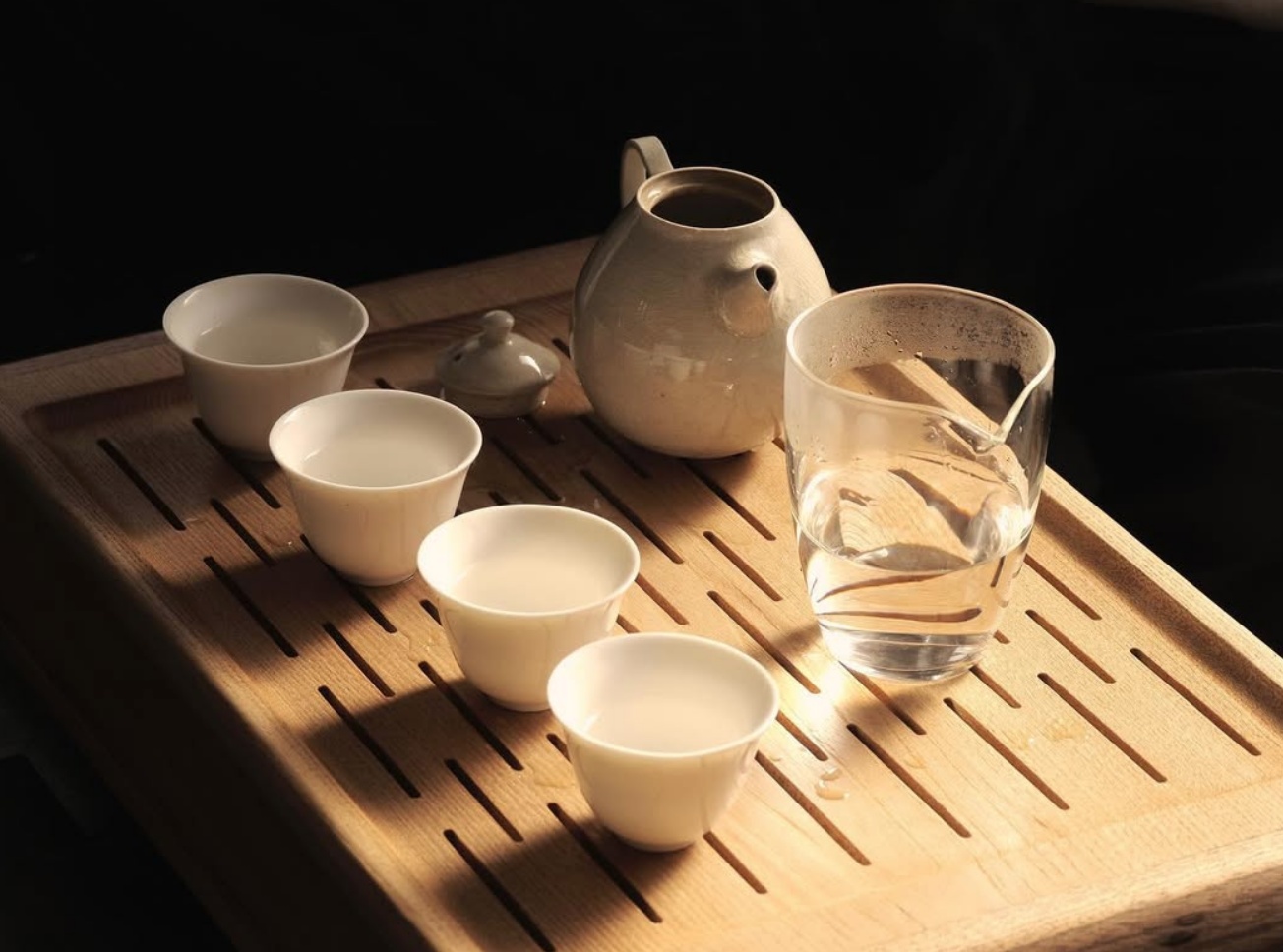 茶酔:清醒好奇无关乎酒精含量,让品鉴中国茶成为一种东京新时髦-有一UIIYII