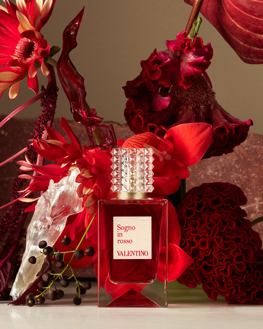 Valentino 发布全新 “Anatomy of Dreams” 高定香水系列-有一UIIYII