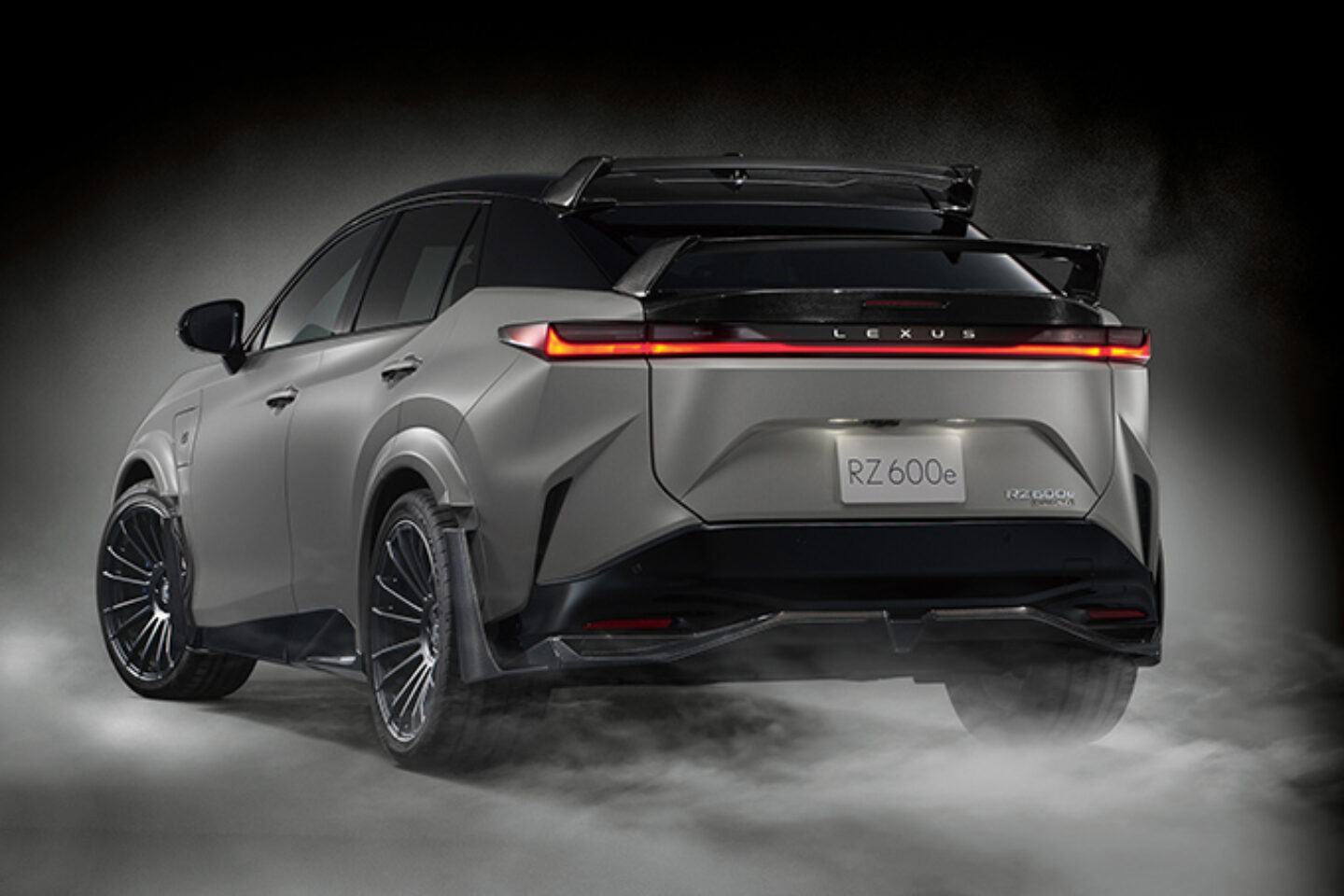 Lexus 亮相电动跨界车 RZ 600e F SPORT Performance Lexus 亮相电动跨界车 RZ 600e F SPORT Performance-有一UIIYII